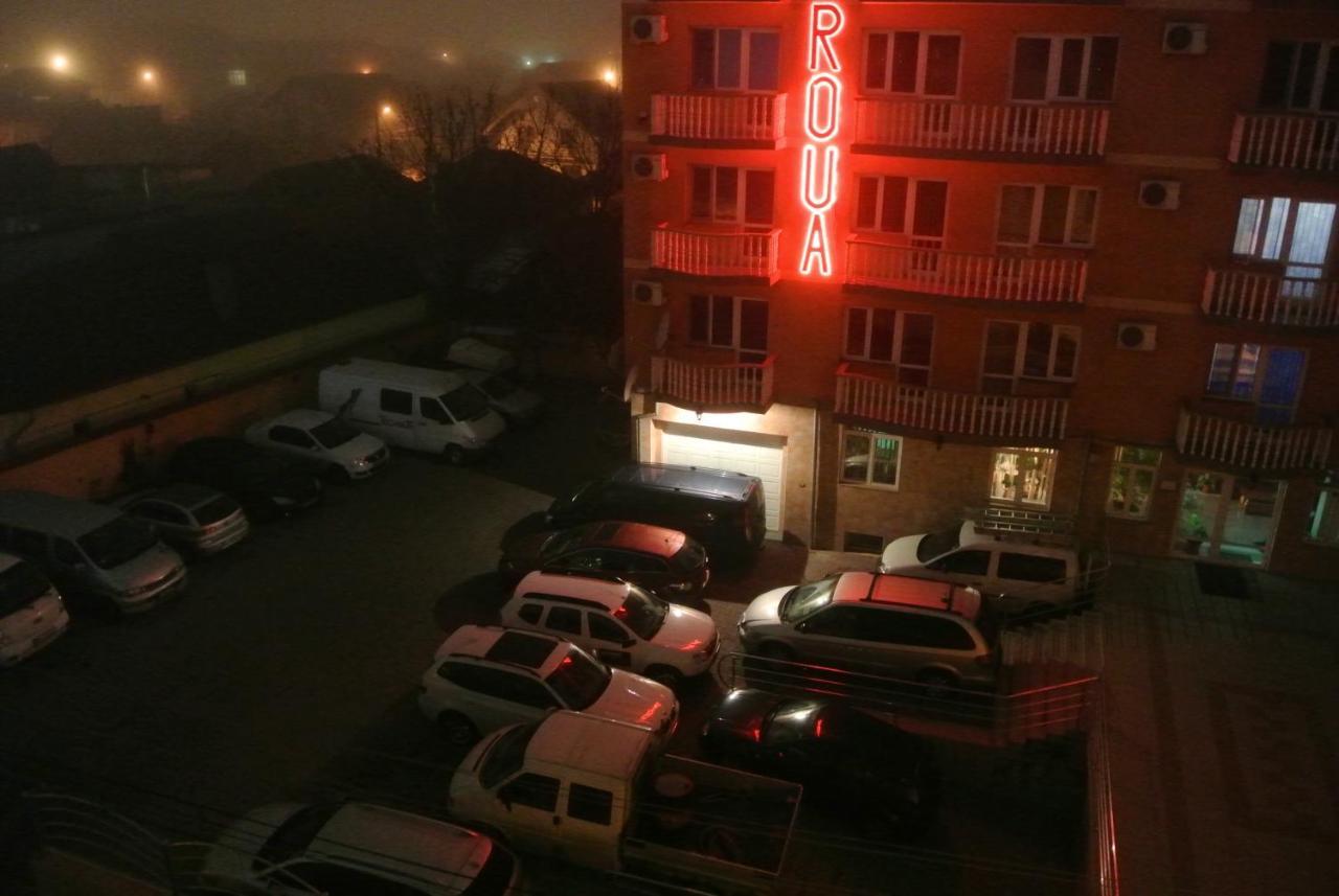 Pensiune Roua Arad Esterno foto